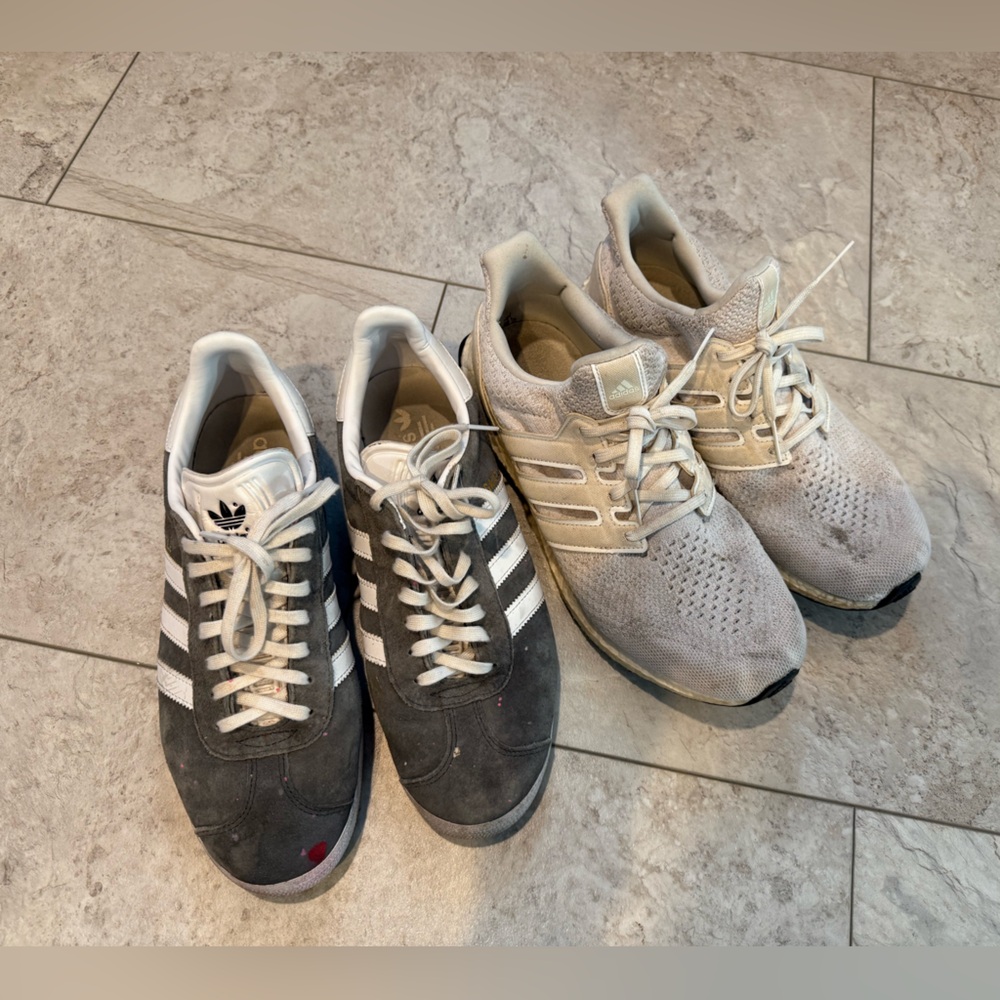 Men’s Adidas Shoes
SELLING TOGETHER!!!